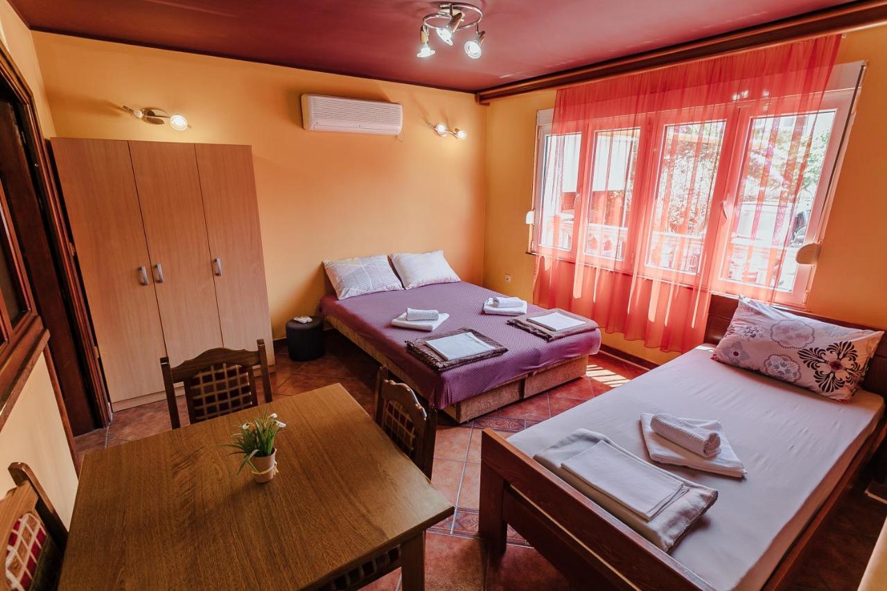 Guest House Villa Zivanovic Херцег-Новий Екстер'єр фото