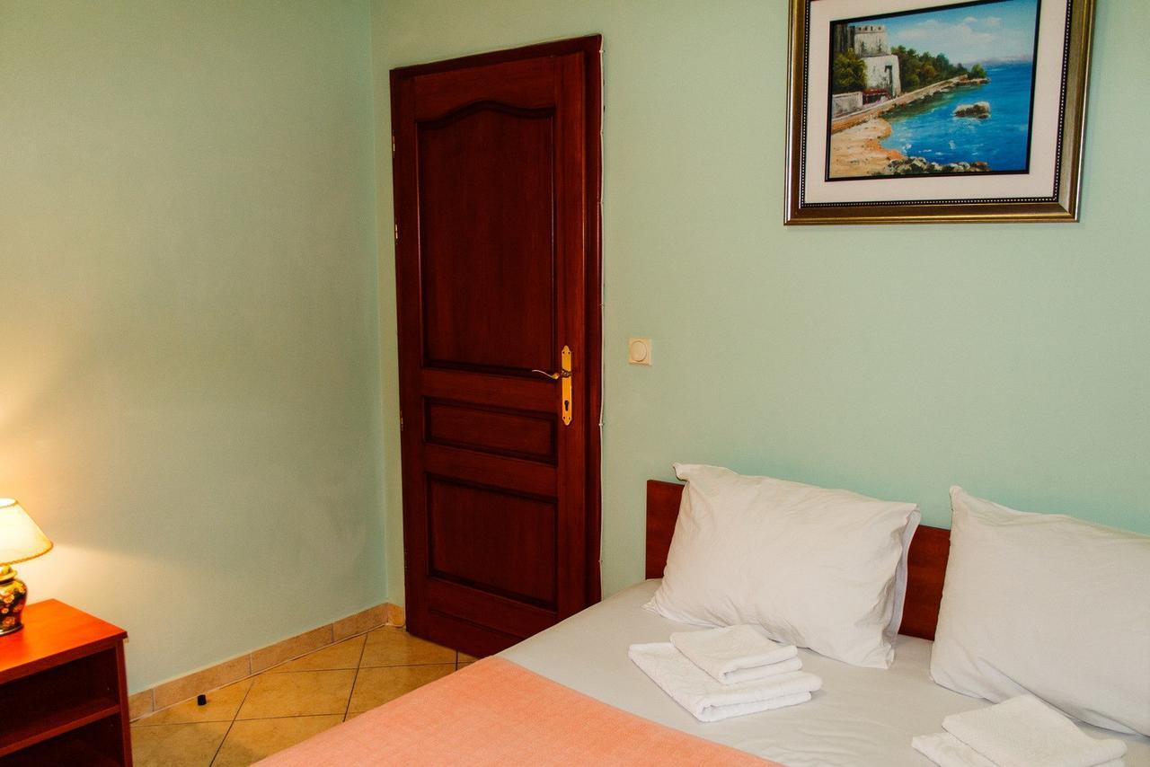 Guest House Villa Zivanovic Херцег-Новий Екстер'єр фото