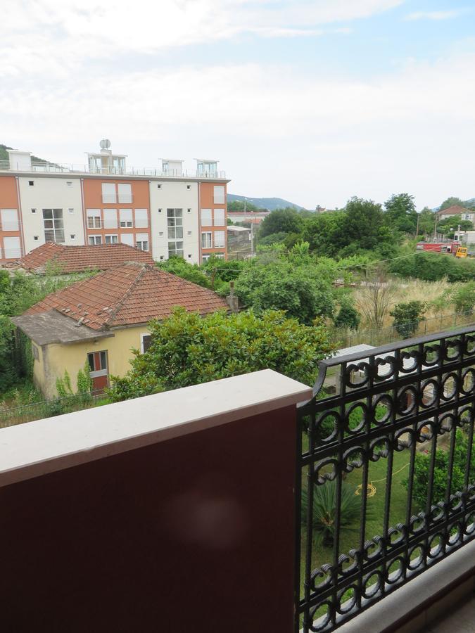 Guest House Villa Zivanovic Херцег-Новий Екстер'єр фото